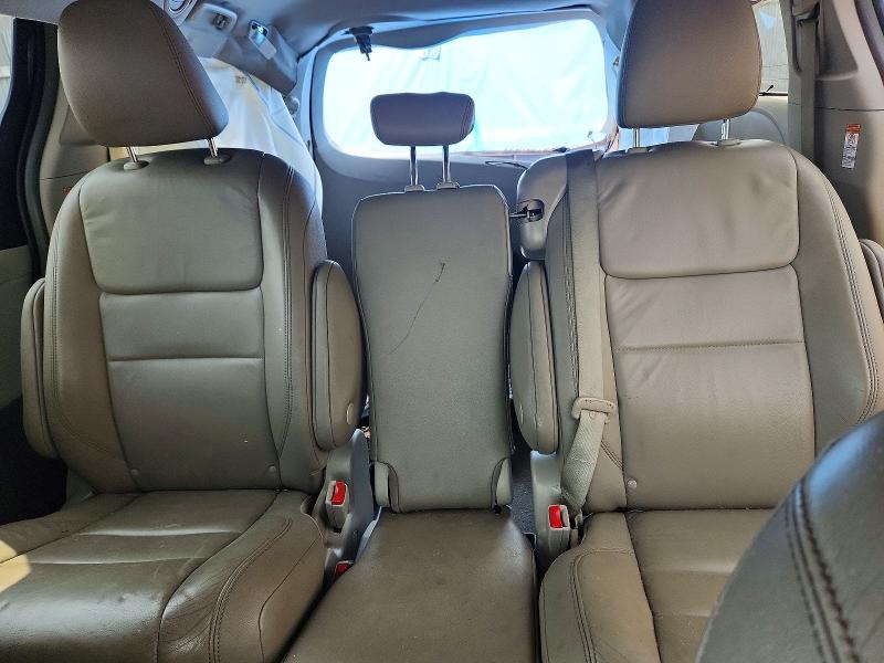 Photo 10 from auction – 2019 TOYOTA SIENNA with VIN 5TDYZ3DC9KS989138