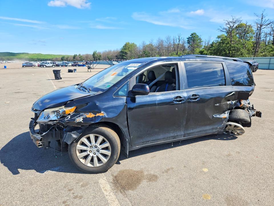 TOYOTA SIENNA 2014 with VIN 5TDDK3DC2ES083176 - Photo from auction