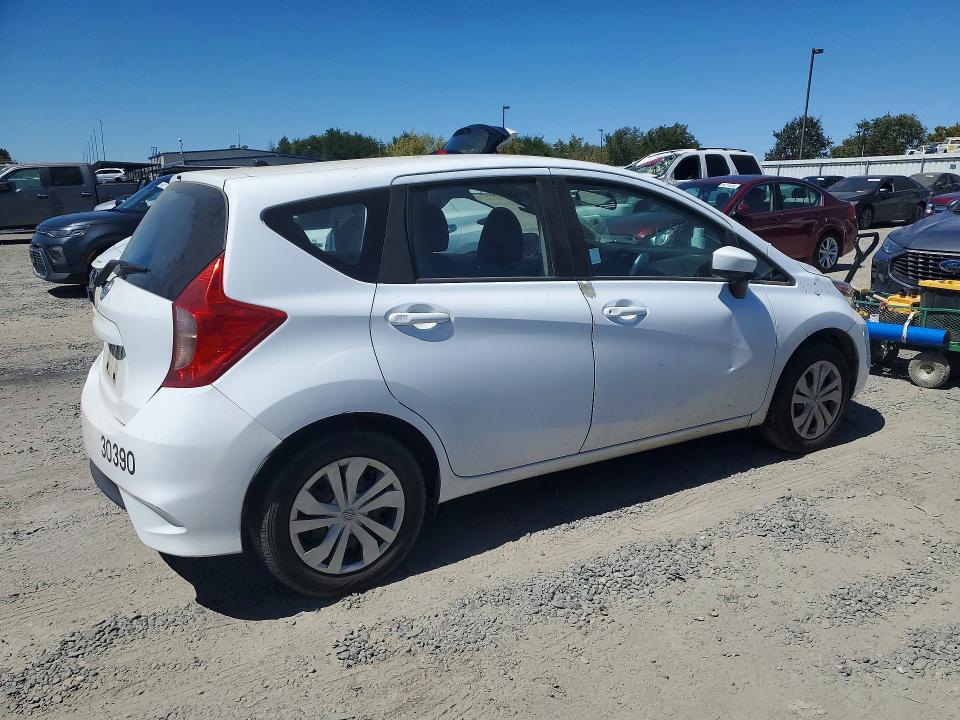 Photo 3 from auction – 2019 NISSAN VERSA NOTE with VIN 3N1CE2CP4KL356818