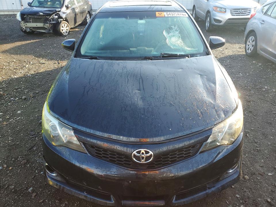 Photo 5 from auction – 2012 TOYOTA CAMRY with VIN 4T1BF1FK1CU036410