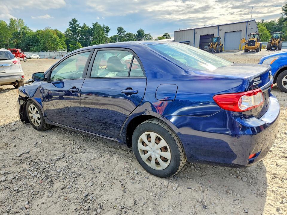 Photo 2 from auction – 2011 TOYOTA COROLLA with VIN JTDBU4EE9B9140233