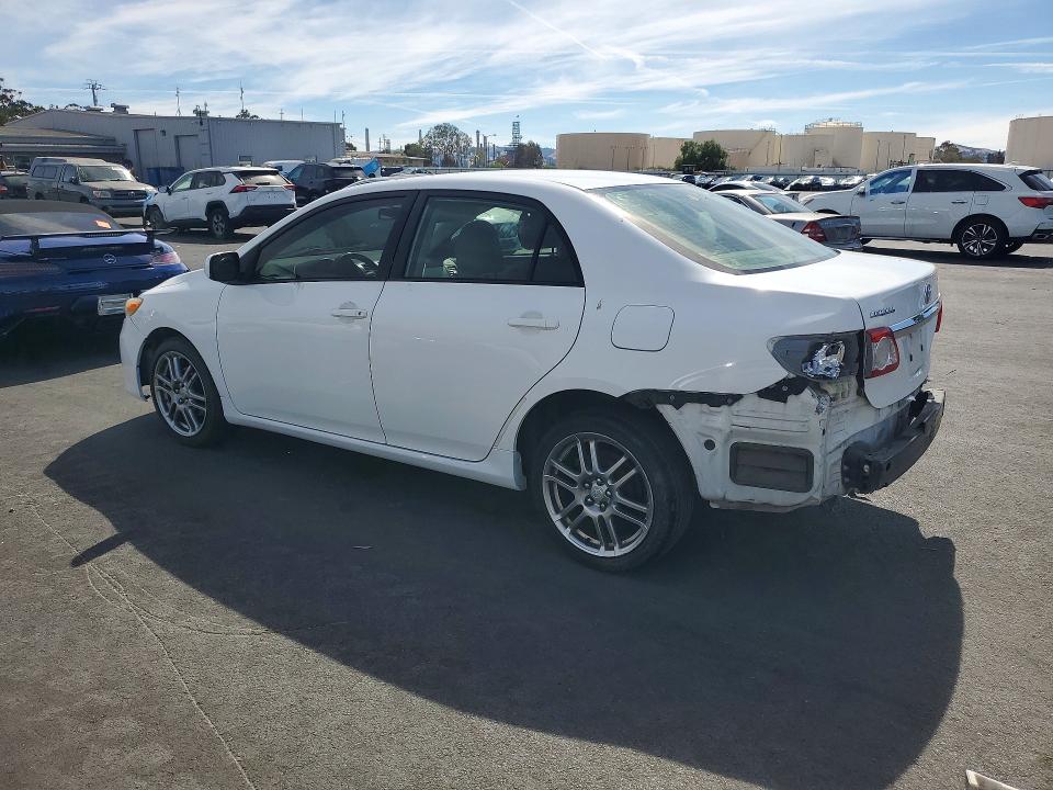 Photo 2 from auction – 2011 TOYOTA COROLLA with VIN JTDBU4EE5B9161838