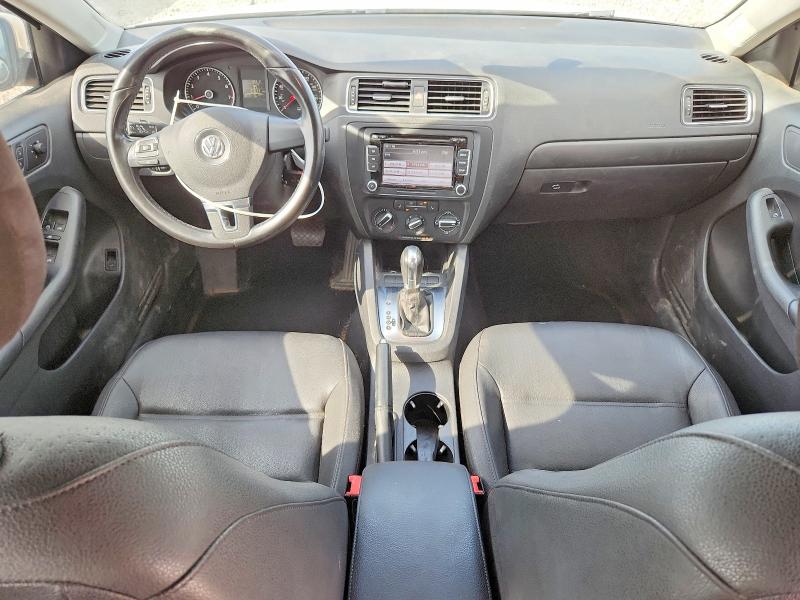 Photo 8 from auction – 2012 VOLKSWAGEN JETTA with VIN 3VWDX7AJ9CM386137