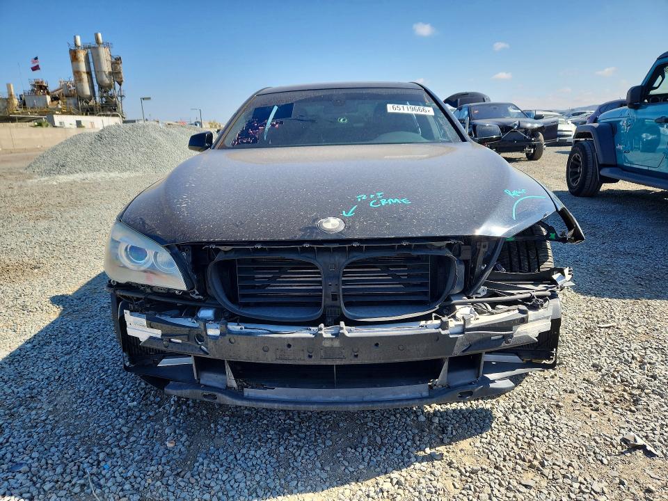 Photo 5 from auction – 2012 BMW 750 with VIN WBAKB8C52CDX20838