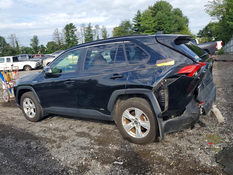 Photo 2 from auction – 2021 TOYOTA RAV4 HYBRID with VIN JTMR6RFV8MD008987