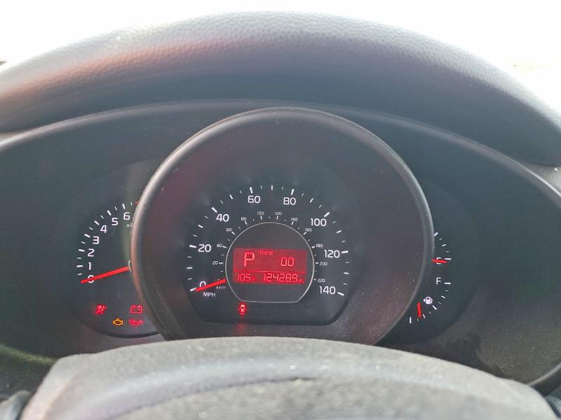 Photo 9 from auction – 2016 KIA SOUL with VIN KNDJN2A23G7271315