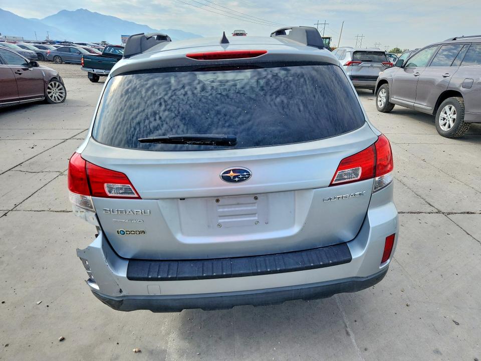 Photo 6 from auction – 2012 SUBARU OUTBACK with VIN 4S4BRCKC7C3258411