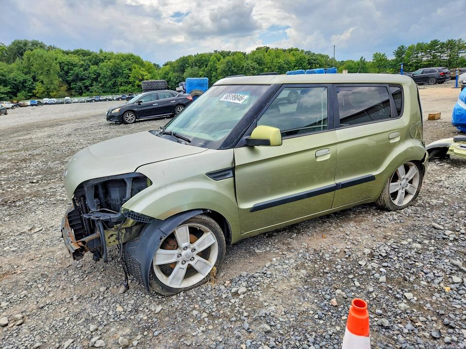 KIA SOUL 2010 with VIN KNDJT2A23A7074402 - Photo from auction