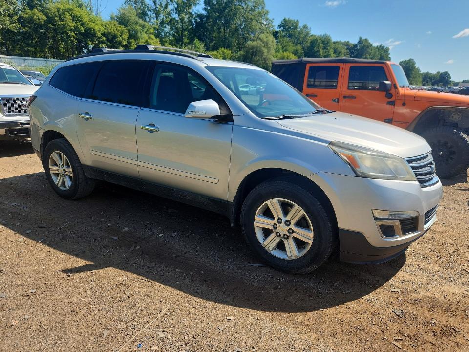 Photo 4 from auction – 2013 CHEVROLET TRAVERSE with VIN 1GNKRGKDXDJ182398