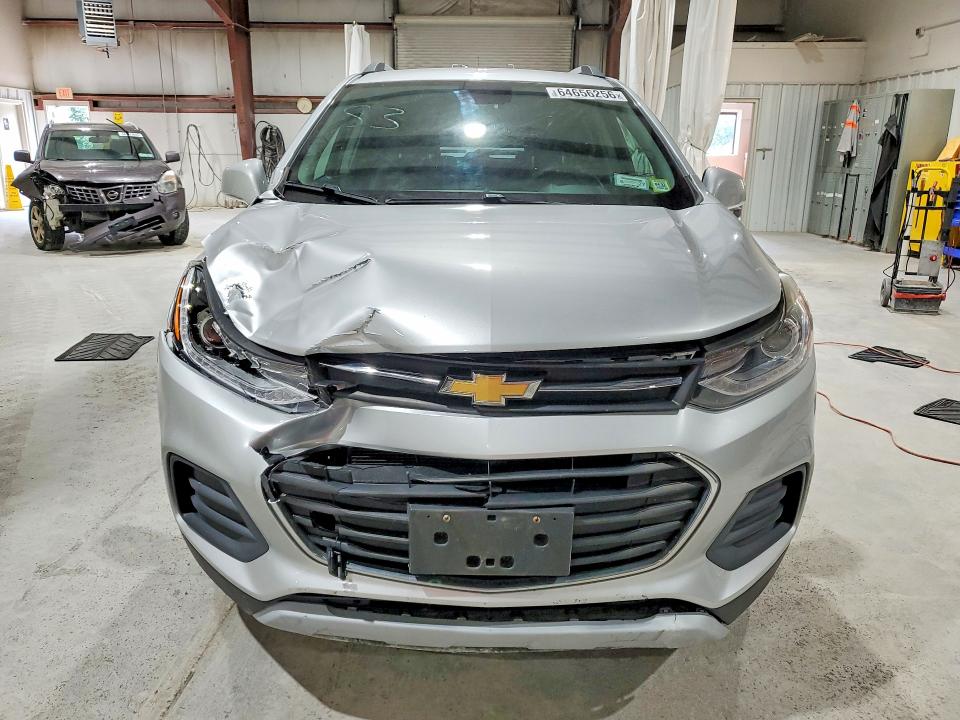 Photo 5 from auction – 2018 CHEVROLET TRAX with VIN KL7CJPSB4JB688105