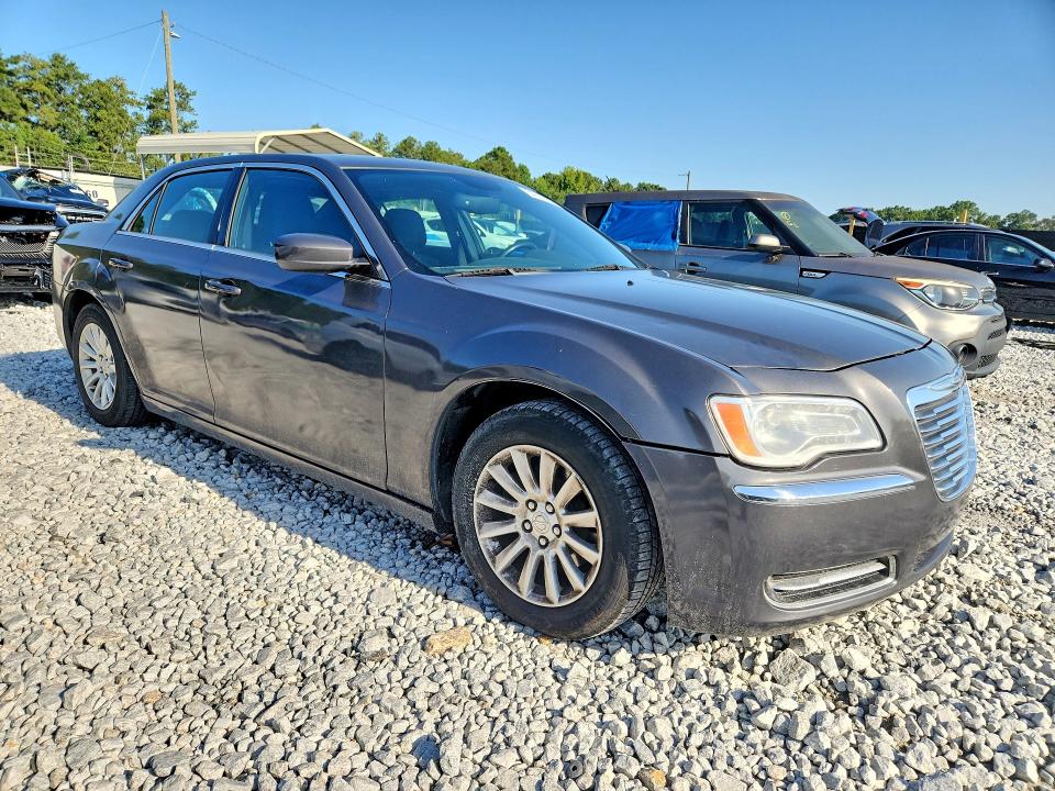 Photo 4 from auction – 2014 CHRYSLER 300 with VIN 2C3CCAAG0EH376100