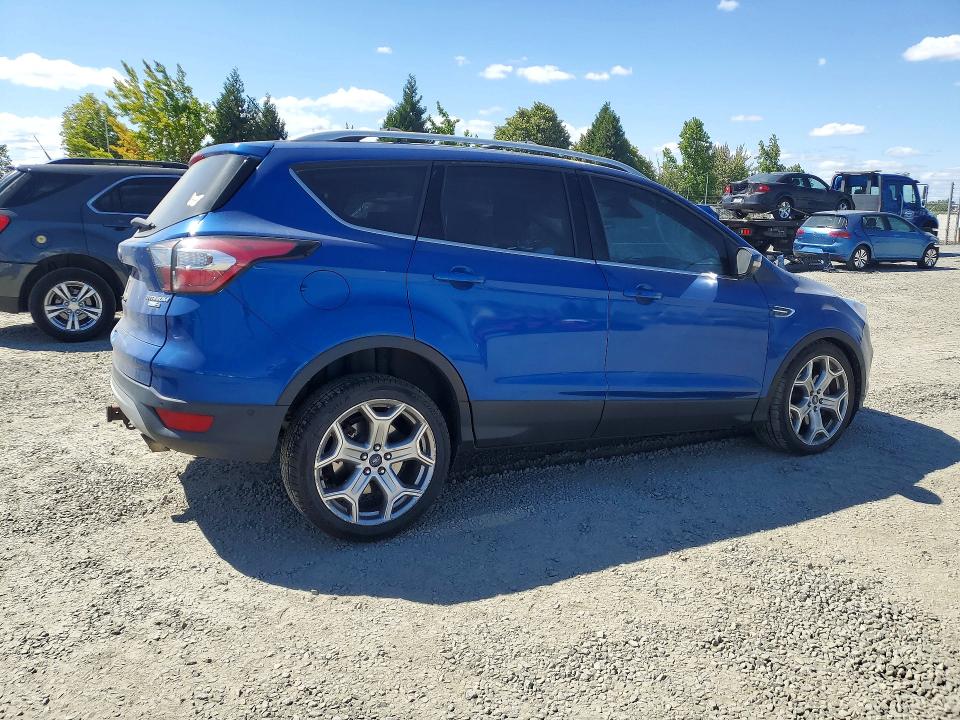 Photo 3 from auction – 2017 FORD ESCAPE with VIN 1FMCU9J9XHUC51899