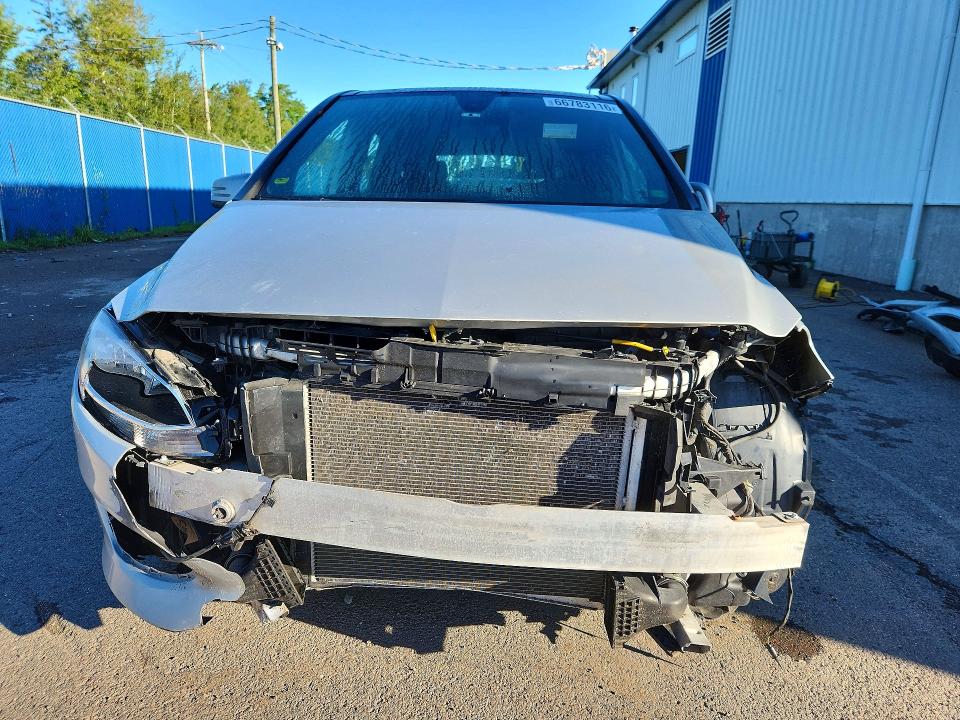 Снимка 5 от търг – 2016 MERCEDES-BENZ B с VIN WDDMH4GB2GJ390229