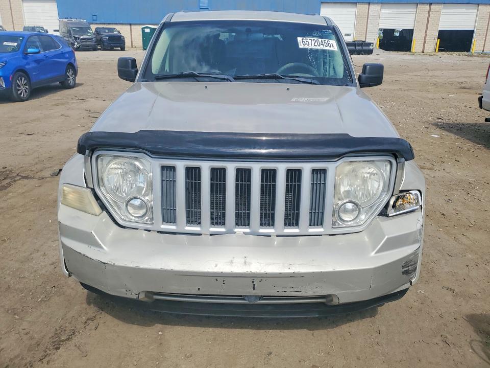 Photo 5 from auction – 2009 JEEP LIBERTY with VIN 1J8GN28K89W510018