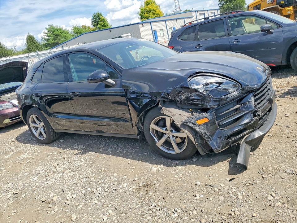 Photo 4 from auction – 2020 PORSCHE MACAN with VIN WP1AA2A51LLB00018