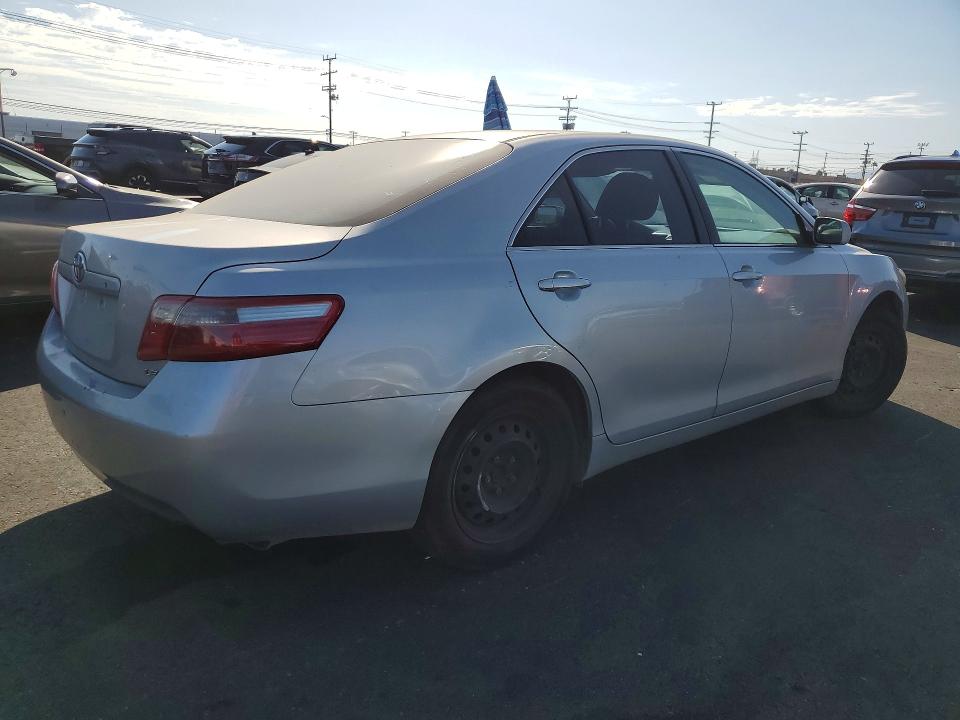 Photo 3 from auction – 2007 TOYOTA CAMRY with VIN 4T1BE46K47U636154