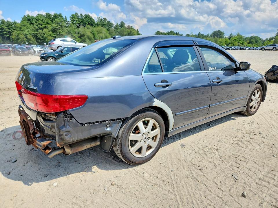Photo 3 from auction – 2005 HONDA ACCORD with VIN 1HGCM66565A028833