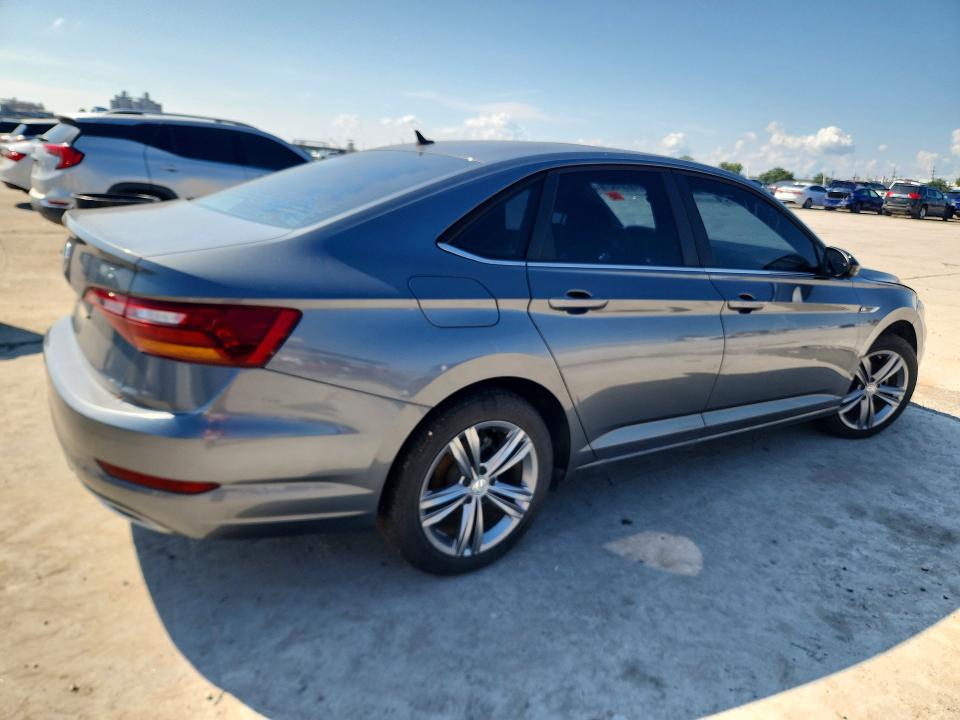 Photo 3 from auction – 2019 VOLKSWAGEN JETTA with VIN 3VWC57BU9KM076188