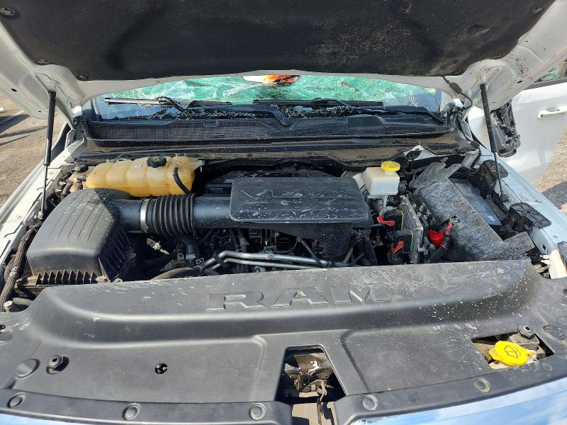 Photo 11 from auction – 2019 RAM 1500 with VIN 1C6RREBG1KN684087