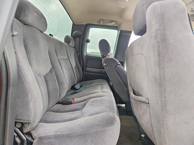 Photo 10 from auction – 2004 GMC NEW SIERRA with VIN 2GTEK19T041161414