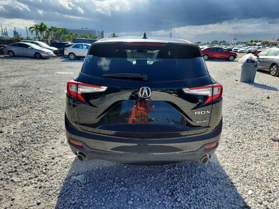 Photo 6 from auction – 2020 ACURA RDX with VIN 5J8TC2H34LL006242