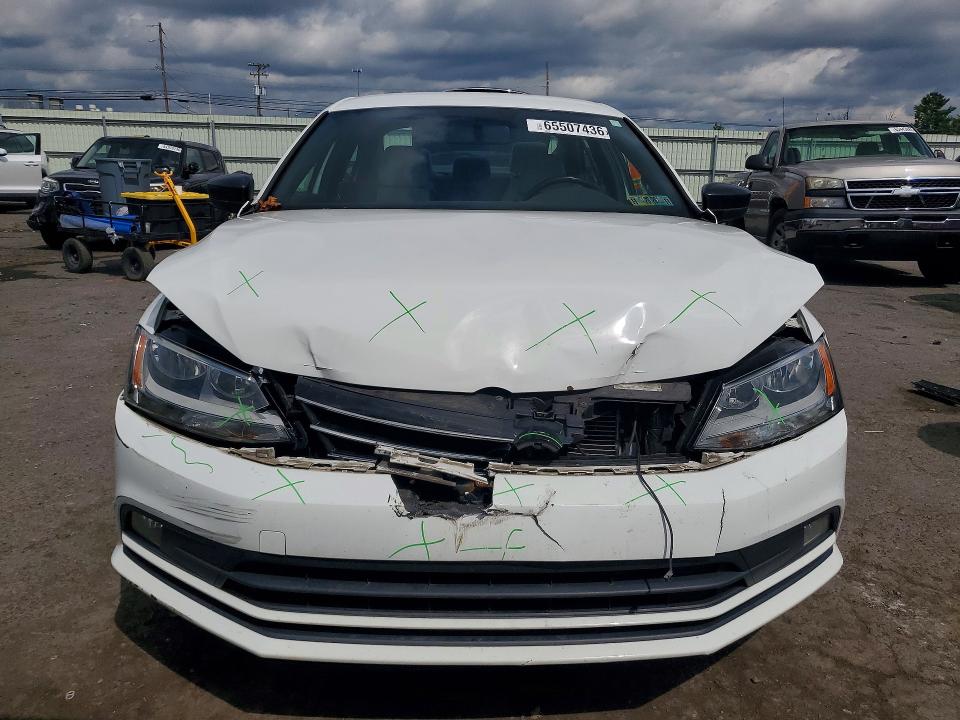 Photo 5 from auction – 2016 VOLKSWAGEN JETTA with VIN 3VWD17AJ2GM412164