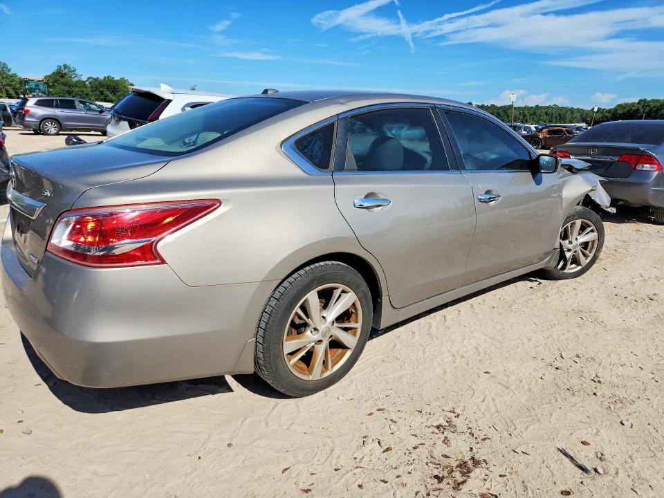 Photo 3 from auction – 2013 NISSAN ALTIMA with VIN 1N4AL3AP8DN458408