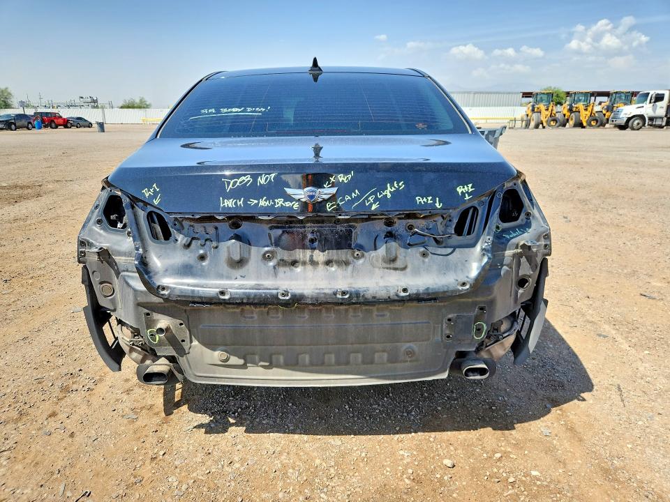 Photo 6 from auction – 2012 HYUNDAI GENESIS with VIN KMHGC4DF4CU168812