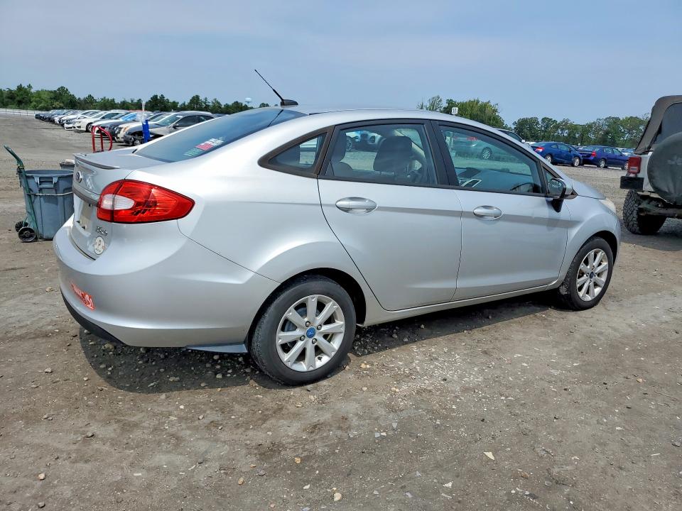 Photo 3 from auction – 2012 FORD FIESTA with VIN 3FADP4BJ7CM101909