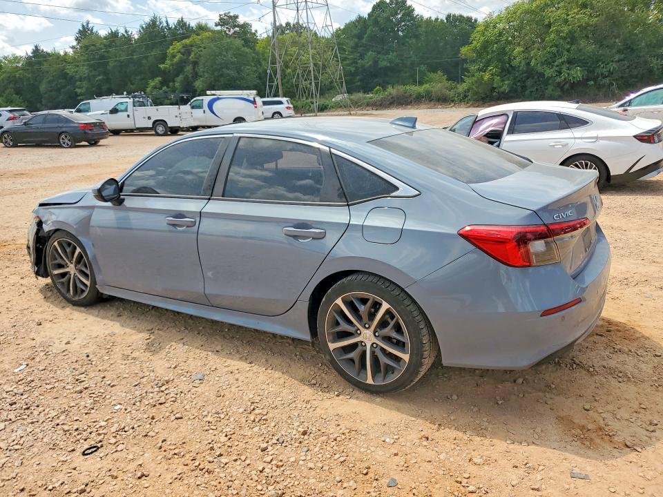 Photo 2 from auction – 2022 HONDA CIVIC with VIN 2HGFE1F92NH305964