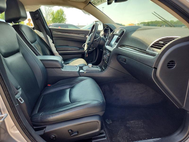Photo 7 from auction – 2016 CHRYSLER 300 with VIN 2C3CCAAG7GH252375