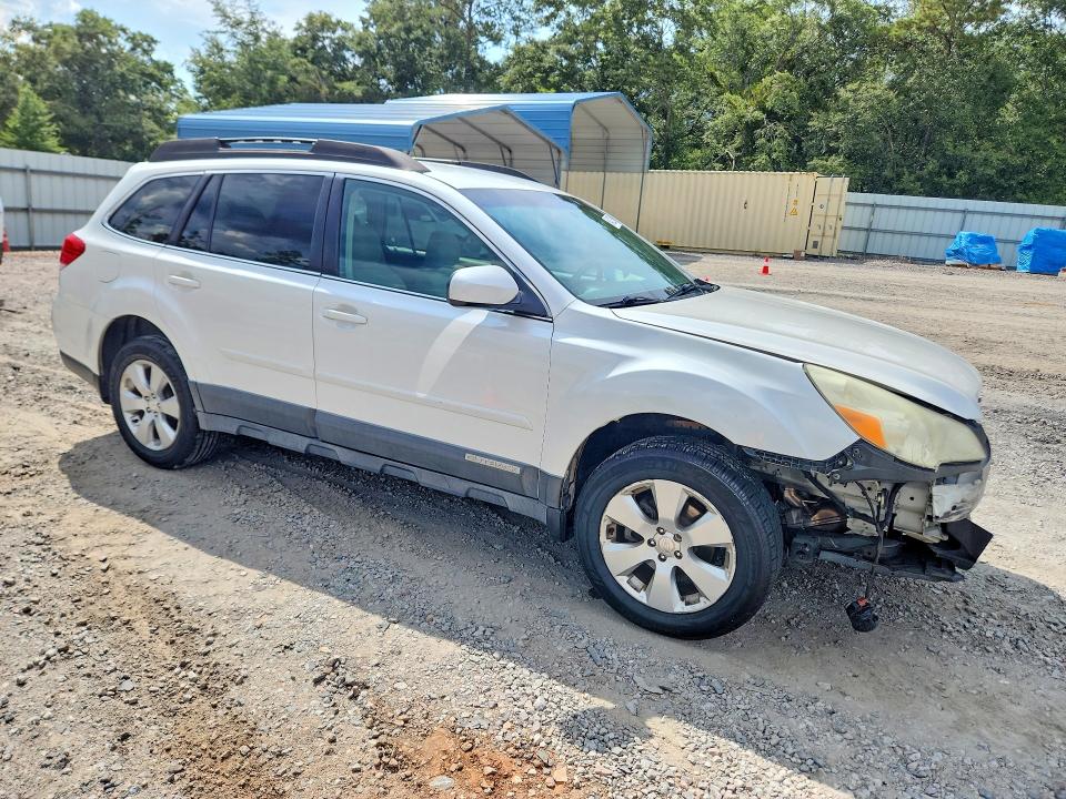 Photo 4 from auction – 2011 SUBARU OUTBACK with VIN 4S4BRBBC3B3446903