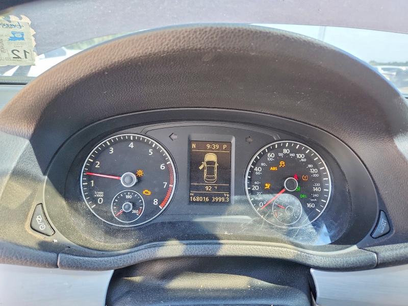 Photo 9 from auction – 2013 VOLKSWAGEN PASSAT with VIN 1VWBP7A38DC061118
