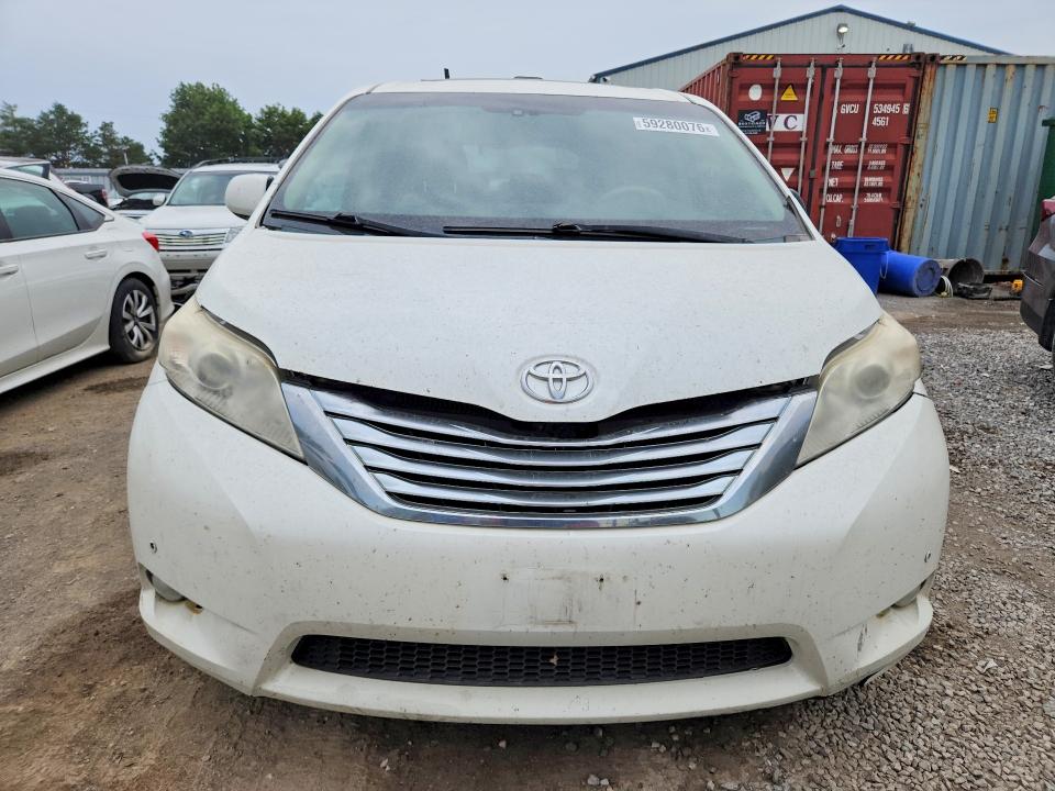 Photo 5 from auction – 2011 TOYOTA SIENNA with VIN 5TDDK3DCXBS012691