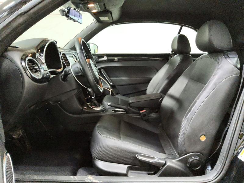 Photo 7 from auction – 2013 VOLKSWAGEN BEETLE with VIN 3VW5L7AT7DM825838