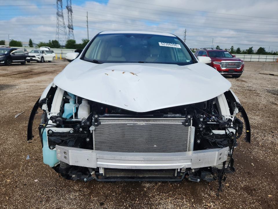 Photo 5 from auction – 2022 HONDA CR-V with VIN 5J6RT6H88NL027653