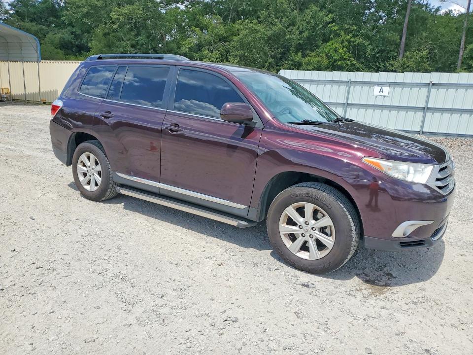 Photo 4 from auction – 2013 TOYOTA HIGHLANDER with VIN 5TDZK3EH0DS129456