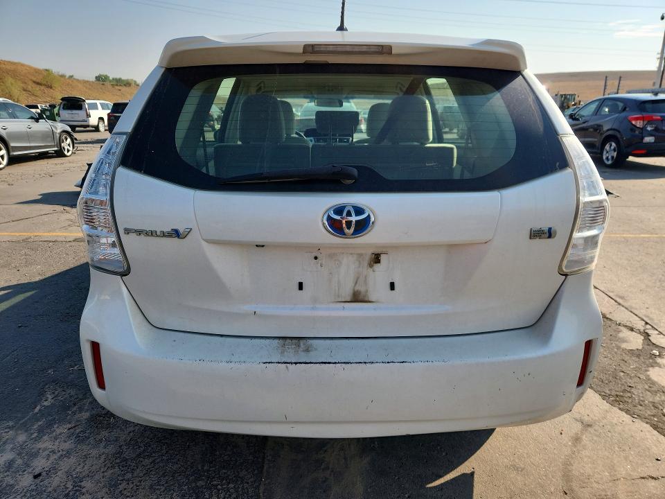 Photo 6 from auction – 2013 TOYOTA PRIUS V with VIN JTDZN3EU6D3265919