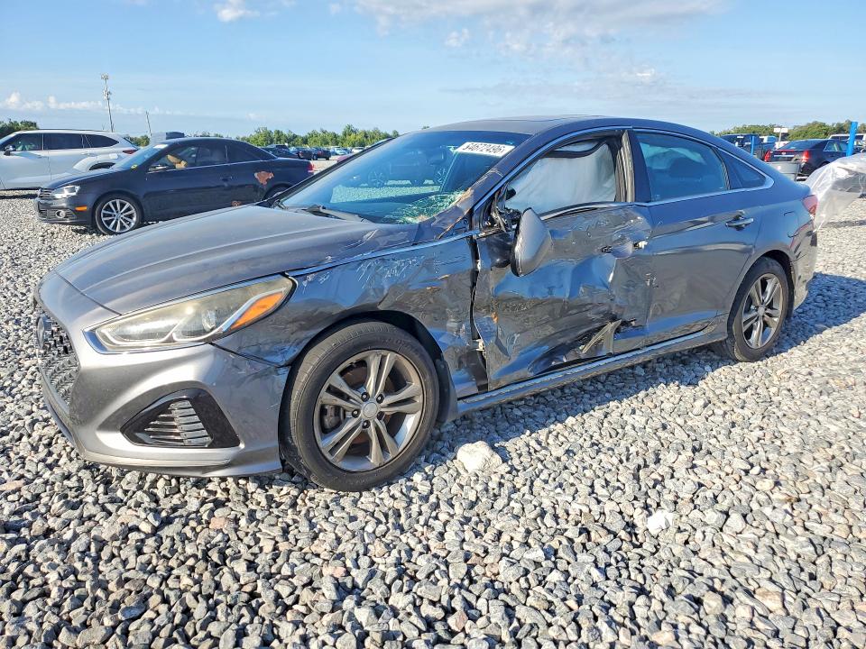 HYUNDAI SONATA 2019 with VIN 5NPE34AF8KH770475 - Photo from auction