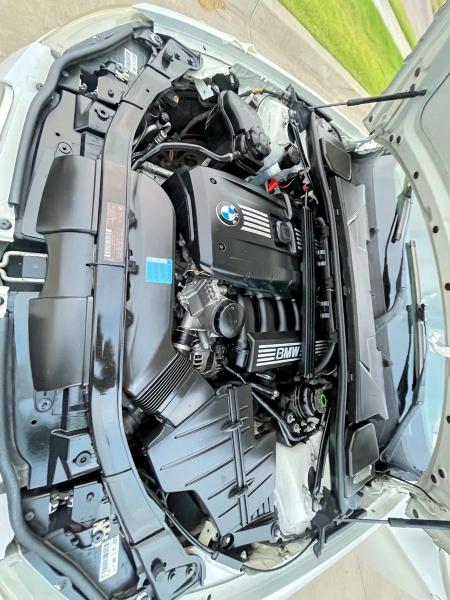 Photo 7 from auction – 2011 BMW 328 with VIN WBAPH7G50BNM55998
