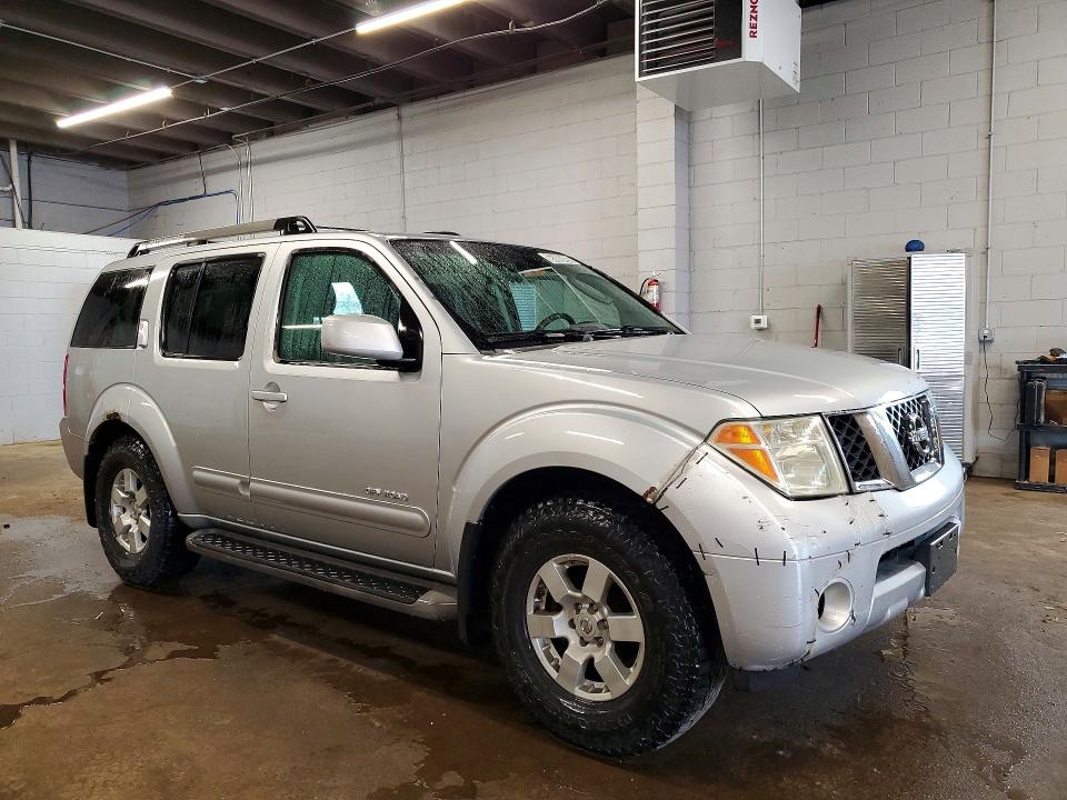 Photo 4 from auction – 2005 NISSAN PATHFINDER with VIN 5N1AR18W25C724721