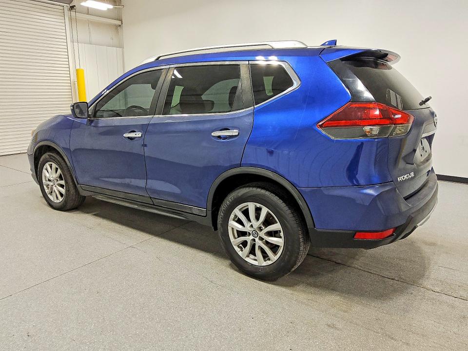 Photo 2 from auction – 2018 NISSAN ROGUE with VIN KNMAT2MT0JP550352
