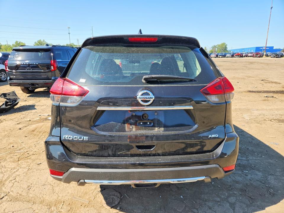 Photo 6 from auction – 2017 NISSAN ROGUE with VIN 5N1AT2MV2HC813438