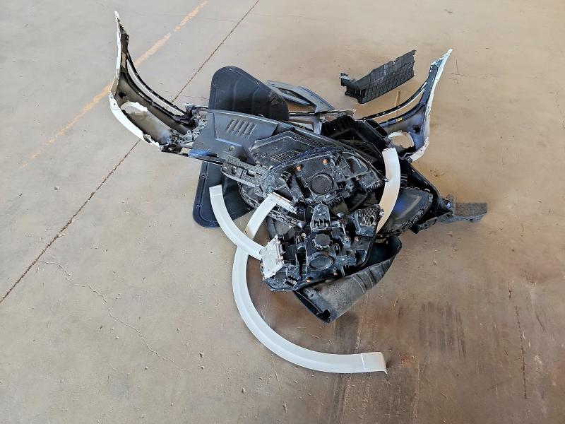 Photo 13 from auction – 2022 GENESIS GV70 with VIN KMUMADTB4NU072643