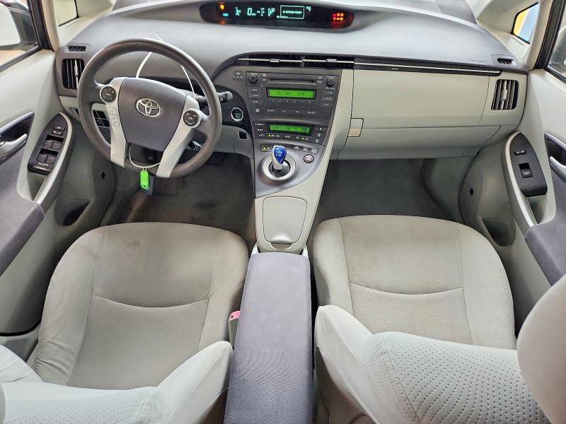 Photo 8 from auction – 2011 TOYOTA PRIUS with VIN JTDKN3DUXB5372573