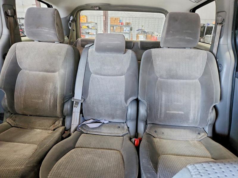 Photo 10 from auction – 2010 TOYOTA SIENNA with VIN 5TDKK4CC9AS330461