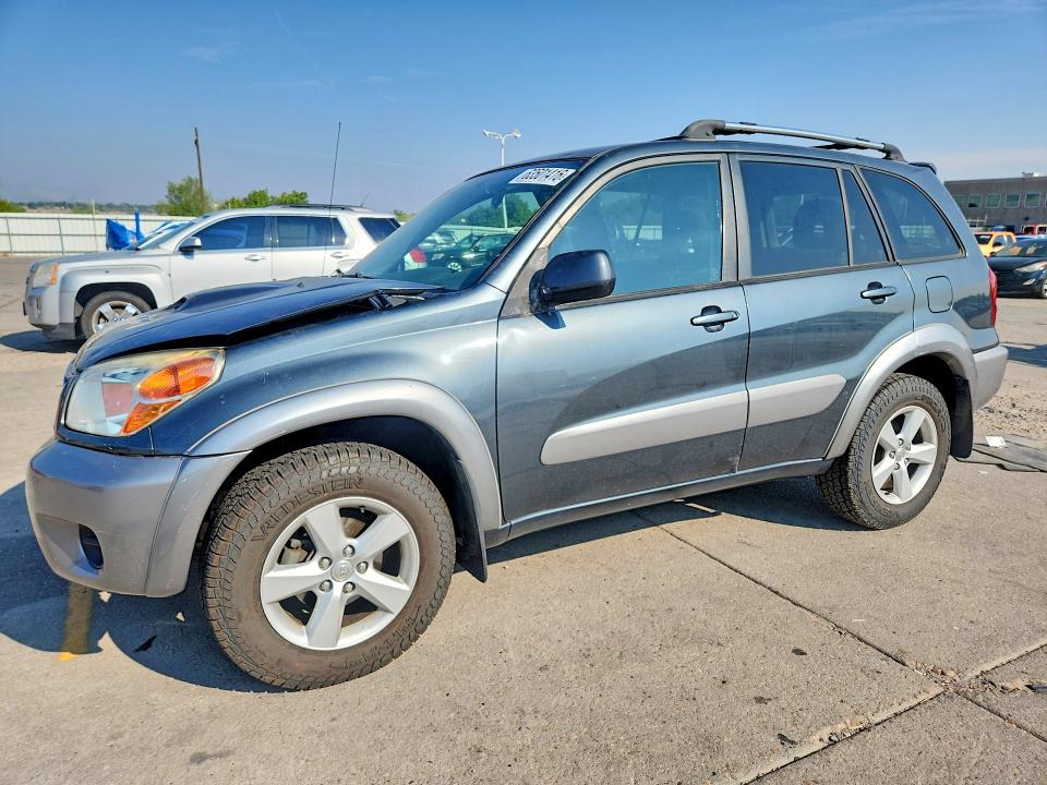 TOYOTA RAV4 2004 with VIN JTEHD20V446017137 - Photo from auction