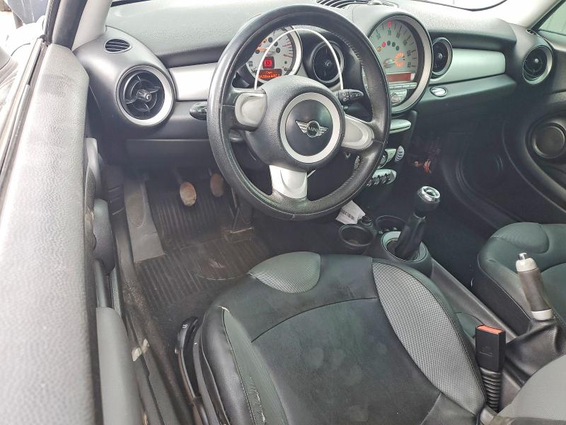Photo 8 from auction – 2007 MINI COOPER with VIN WMWMF33547TU62706