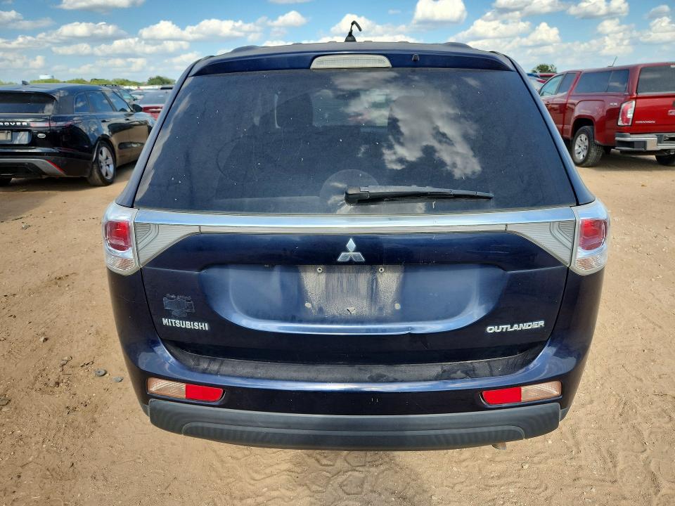 Photo 6 from auction – 2014 MITSUBISHI OUTLANDER with VIN JA4AZ3A34EZ015358