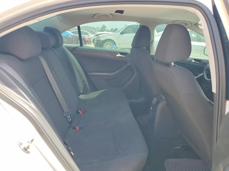 Photo 10 from auction – 2016 VOLKSWAGEN JETTA with VIN 3VW267AJXGM237977